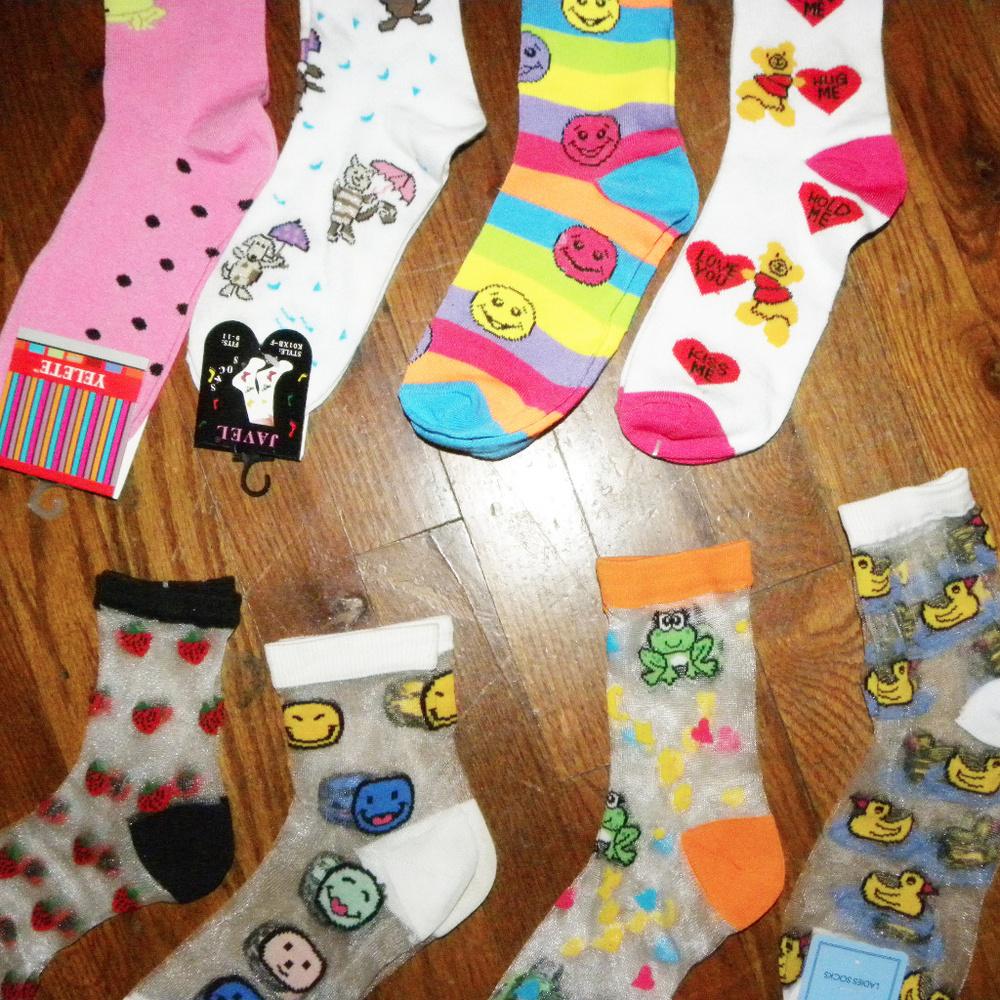 NEW sheer funky cool SOCKS! cute fun frog smiley